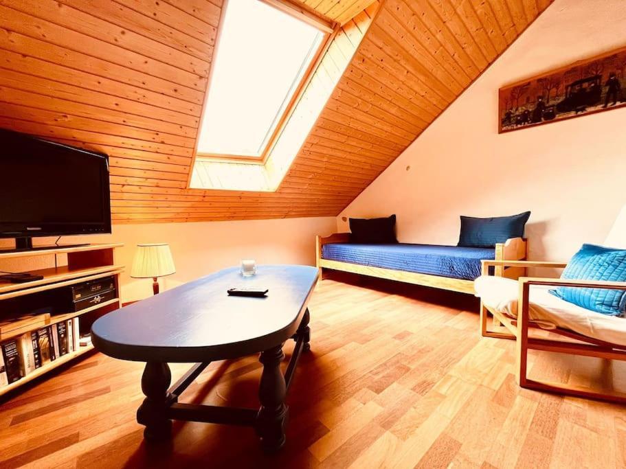 Charmant Appartement De Vacances Alta Ripa Hauterive  Екстериор снимка